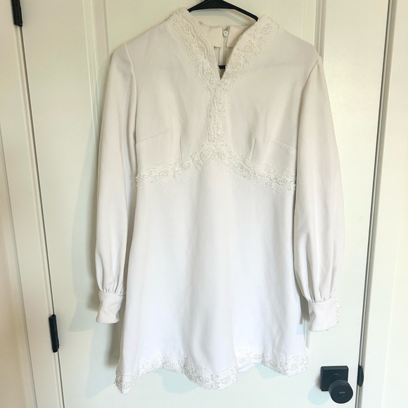 VINTAGE CUSTOM MADE Elegant White Lace-Trimmed Beaded Long Sleeve Mini Dress - Picture 3 of 6